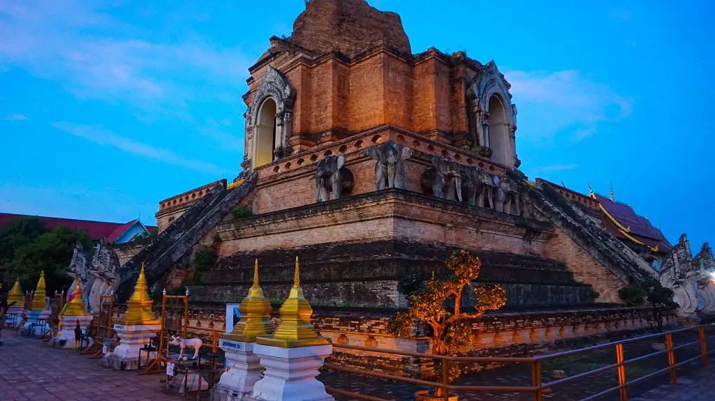 Chiang Mai Tempel: Der Chedi im Wat Chedi Luang