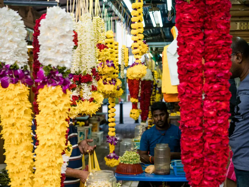Blumenverkäufer in Little India Kuala Lumpur
