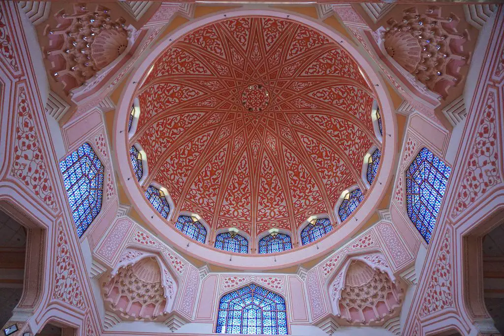 Putra Moschee von Innen