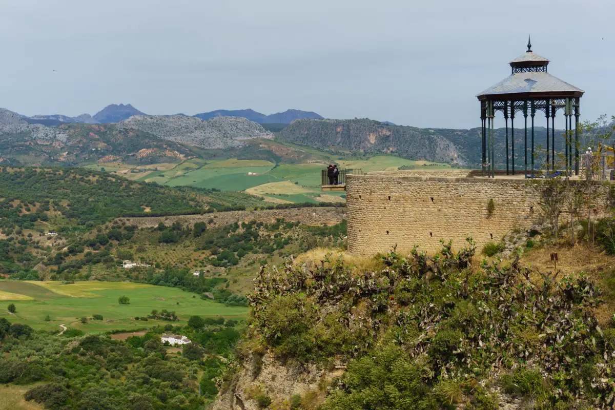 Eine Aussichtsplattform in Ronda Andalusien