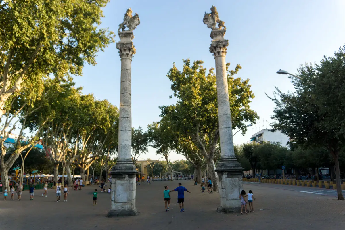 Der Platz Alameda de Hercules in Sevilla