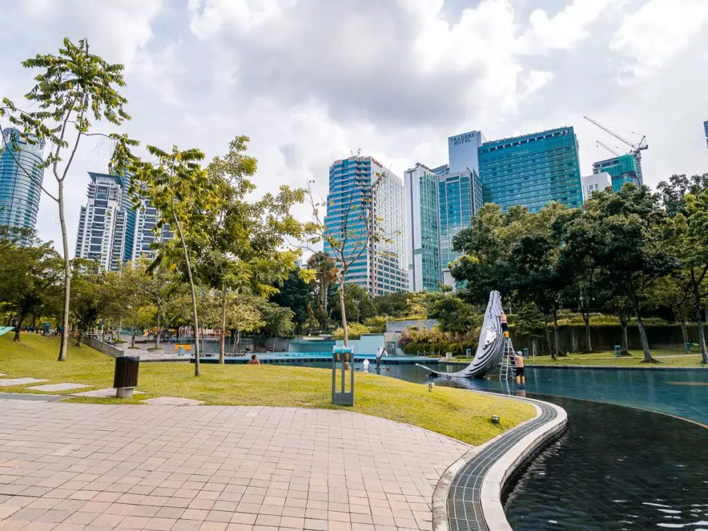 Kuala Lumpur Sehenswürdigkeiten: KLCC Park