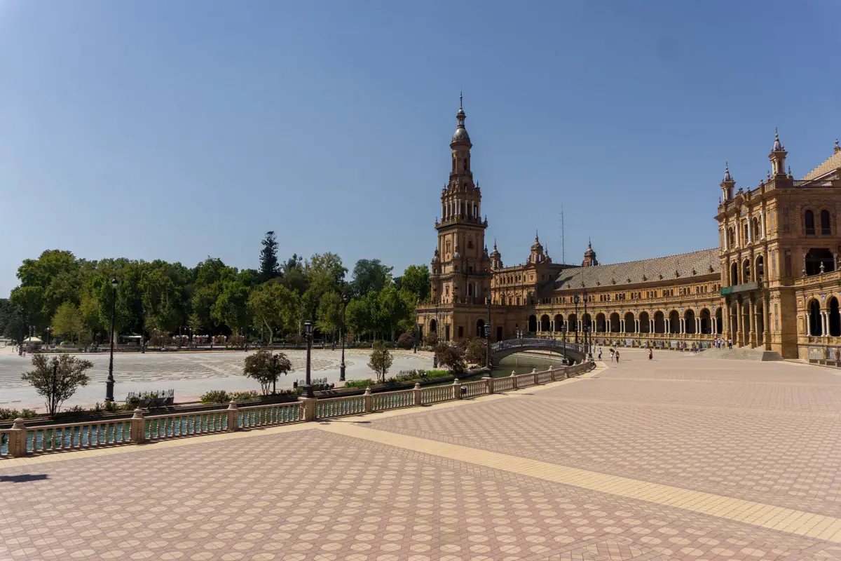 Der Plaza de Espana von der Seite