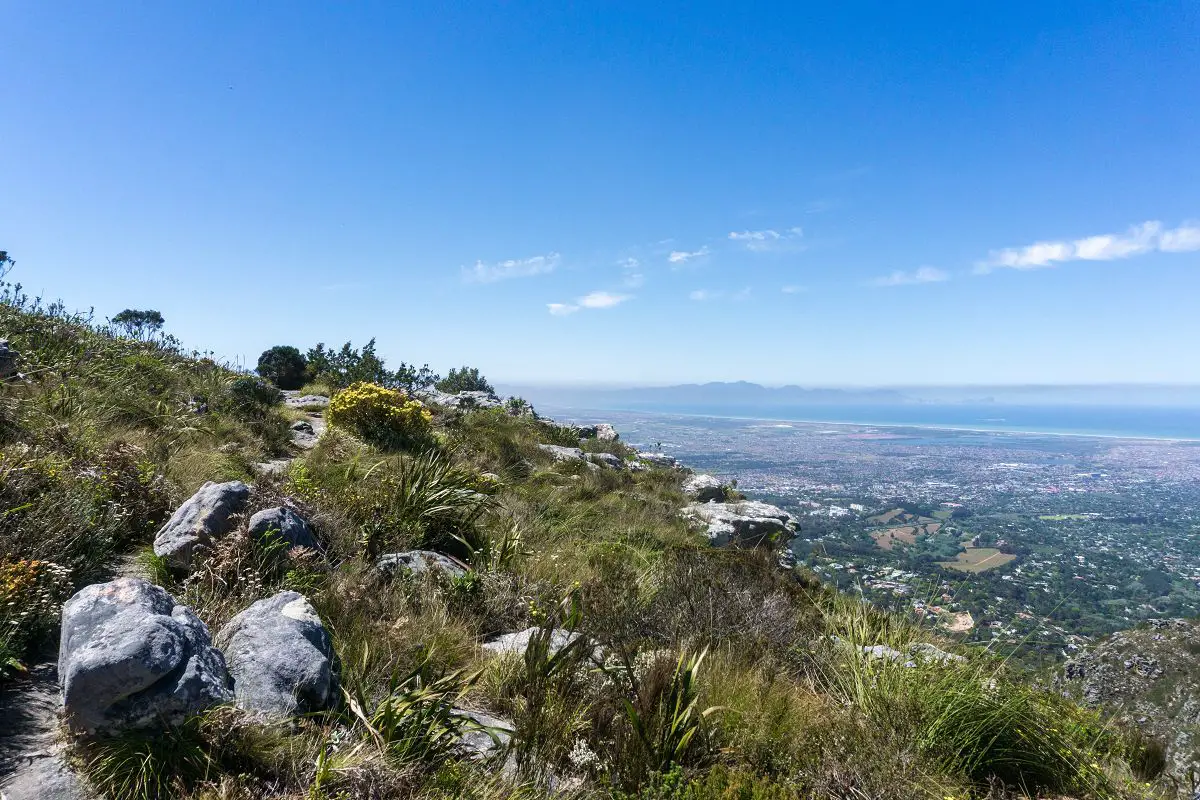 Ein Wanderweg auf dem Tafelberg