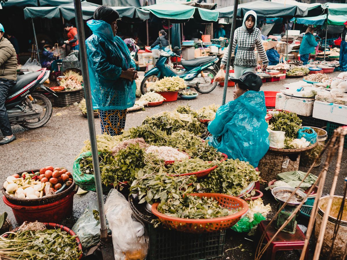 Gemüsestand auf dem Dong Ba Markt in Hue, Vietnam