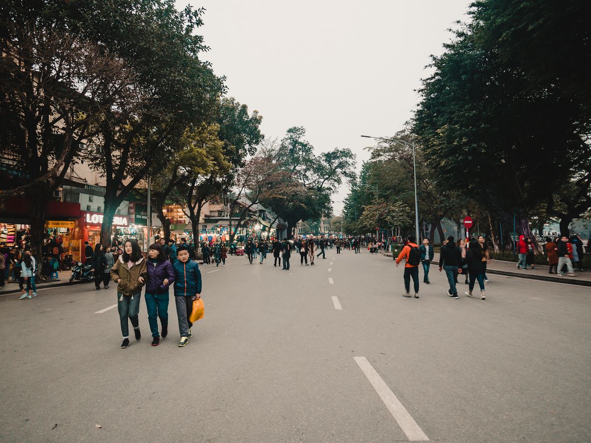 Eine gesperrte Straße in der Altstadt Hanoi