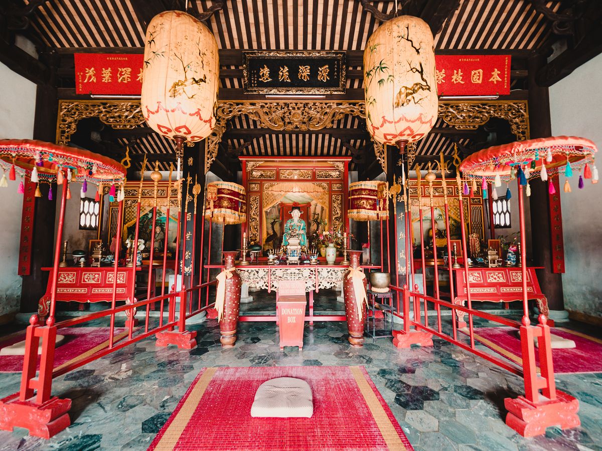 Buddhistischer Altar in einem Hoi An Tempel