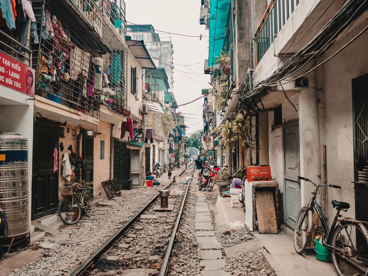 Ein Teil der Trainstreet, die durch Hanoi führt