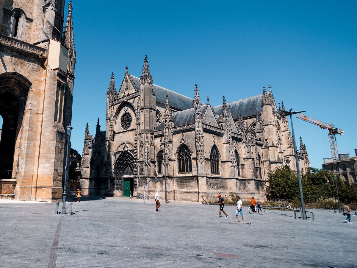Das Kirchengebäude Saint-Michel in Bordeaux