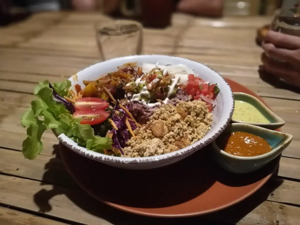 Salat Bowl im Pure Vegan Heaven Koh Phangan