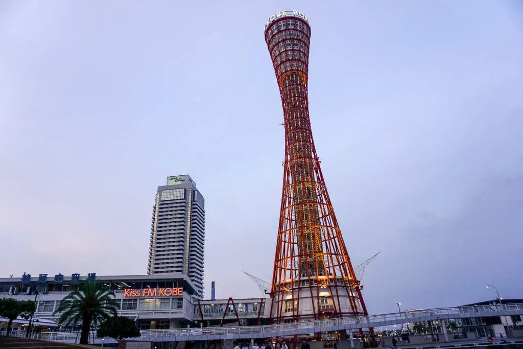 Der Kobe Port Tower in Japan
