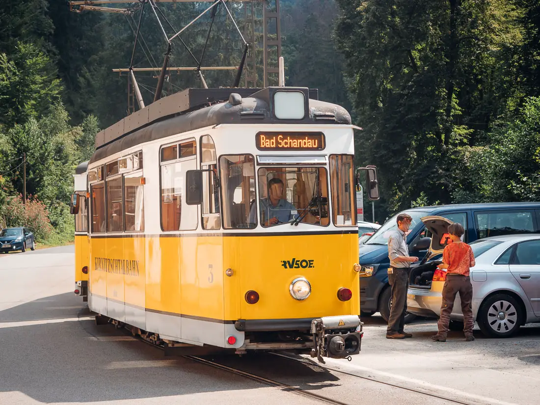TOP Sächsische Schweiz Sehenswürdigkeiten: Die Kirnitzschtalbahn