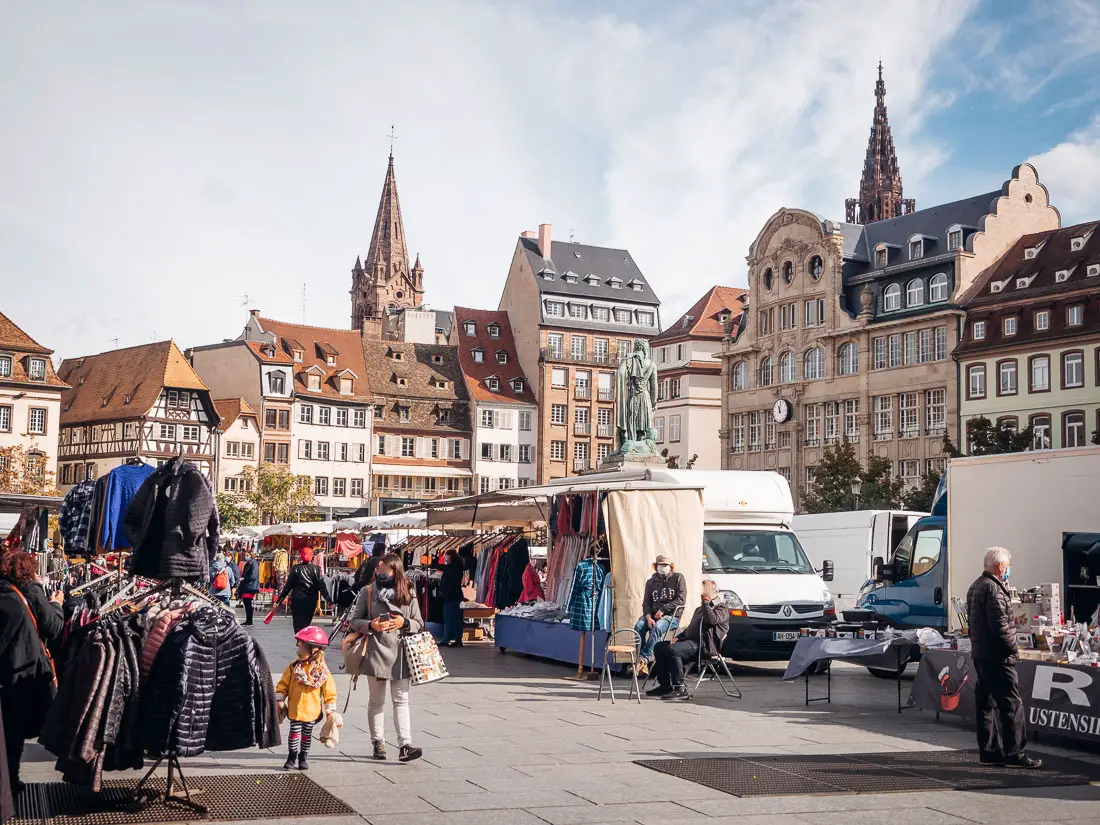 Markt auf dem Kleberplatz in Straßburg