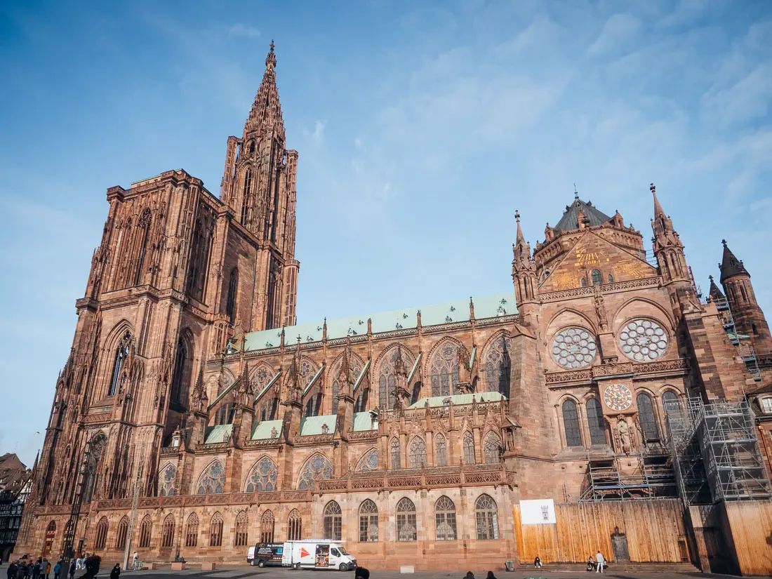 Das imposante Straßburger Münster von Außen