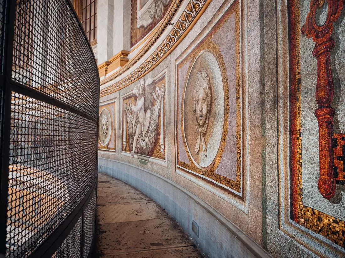 Mosaikbilder im Petersdom in Rom
