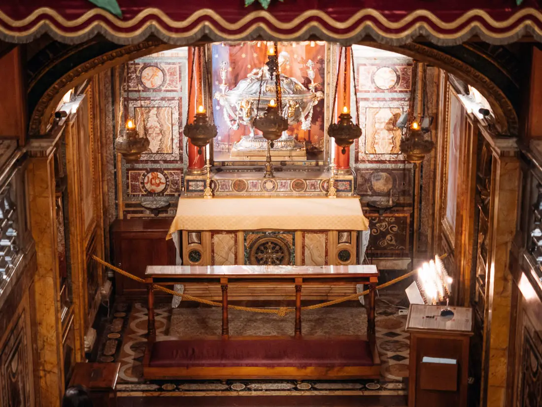 Altaranlage Cofessio in Rom