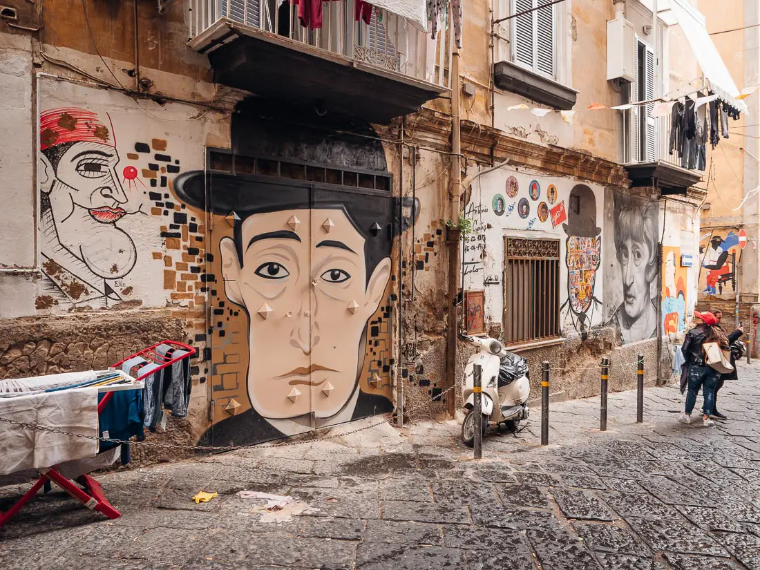Neapel Sehenswürdigkeiten: Graffitis im Quartieri Spagnoli