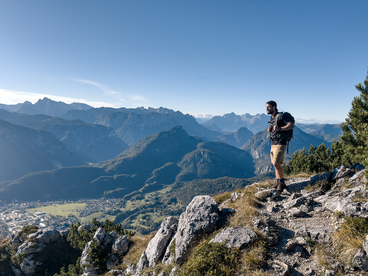 Aussicht entlang des Steinerne Jäger Steig zum Hochstaufen Gipfel